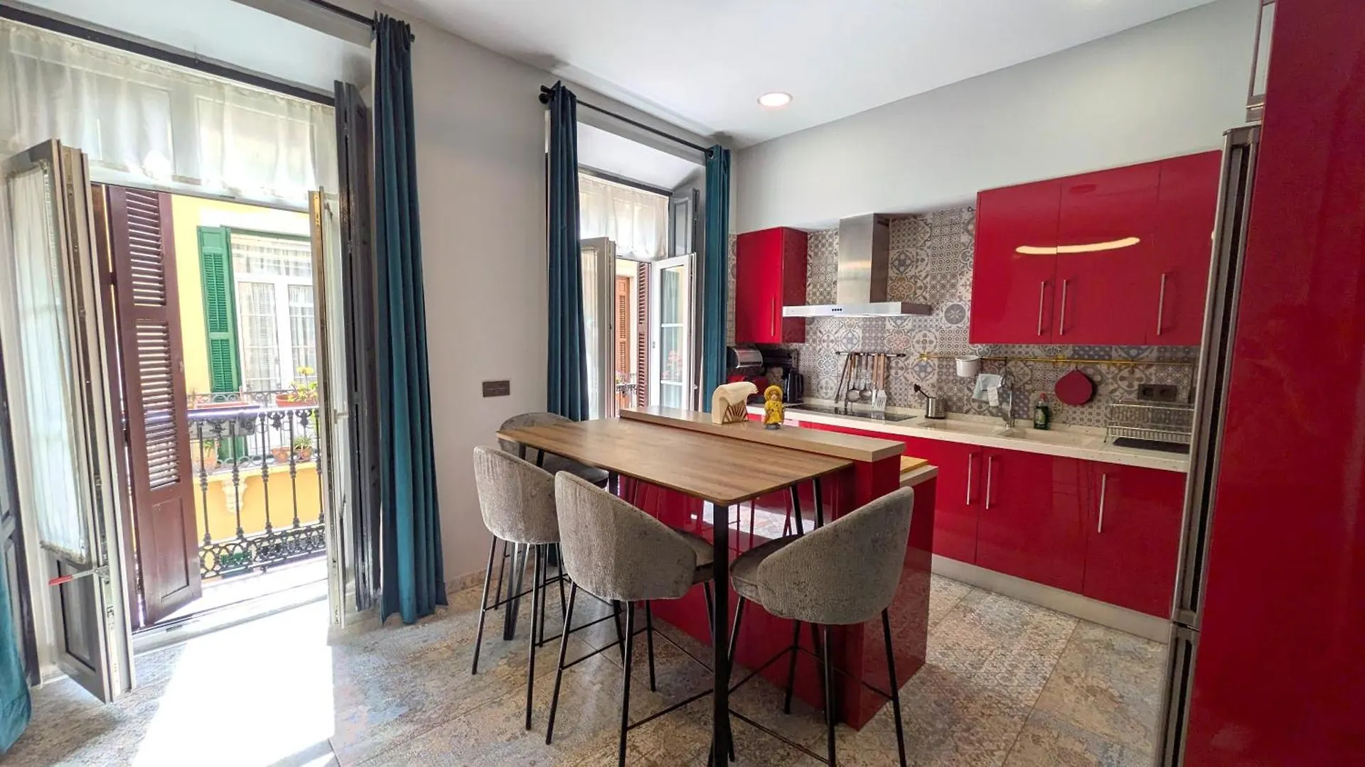 Apartamento Alma De Malaga 2Br Stay With Art History & Comfort In The Heart Of The City